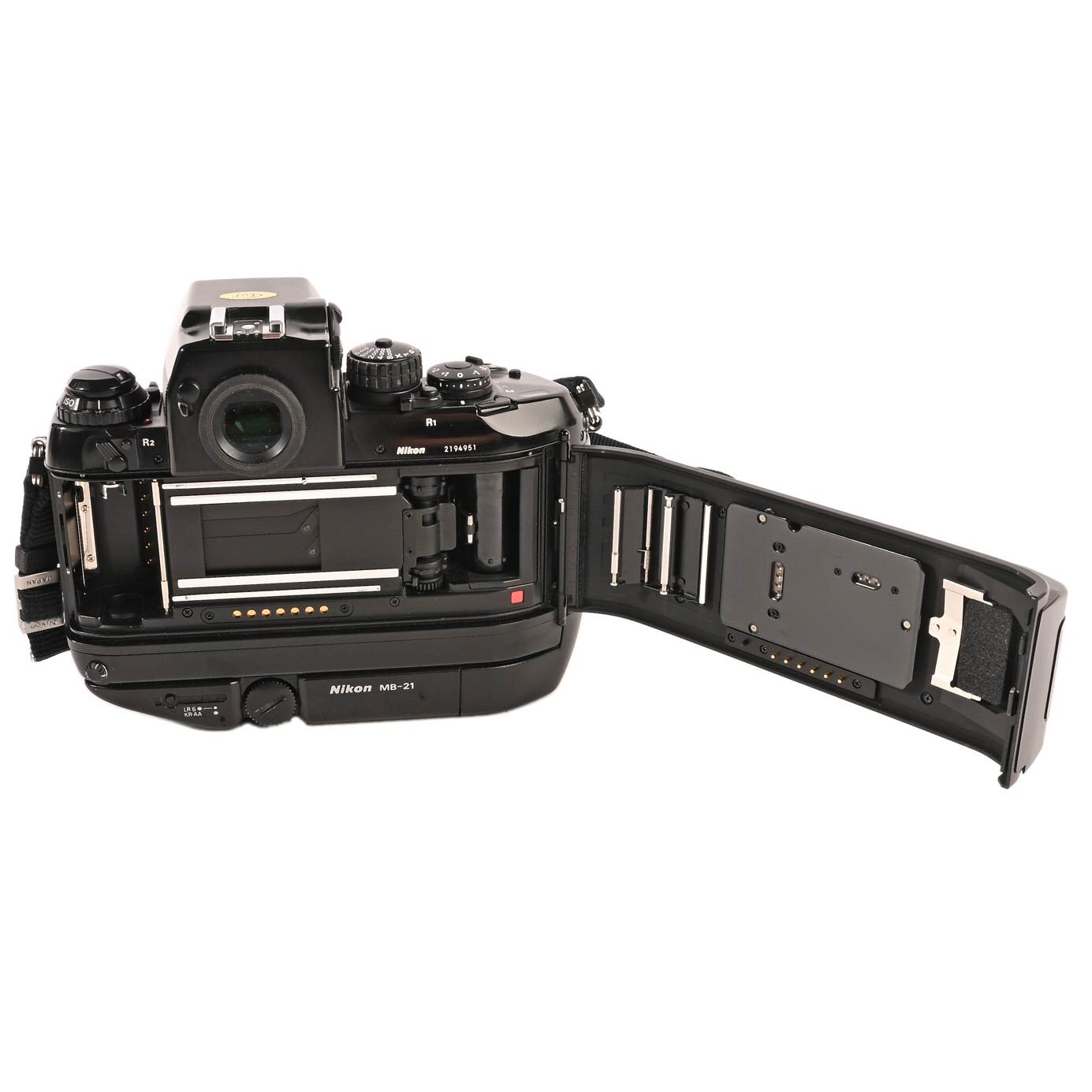 Nikon F4 SLR Kamera AF Nikkor 35-70/2,8 MF-23 , MB-21