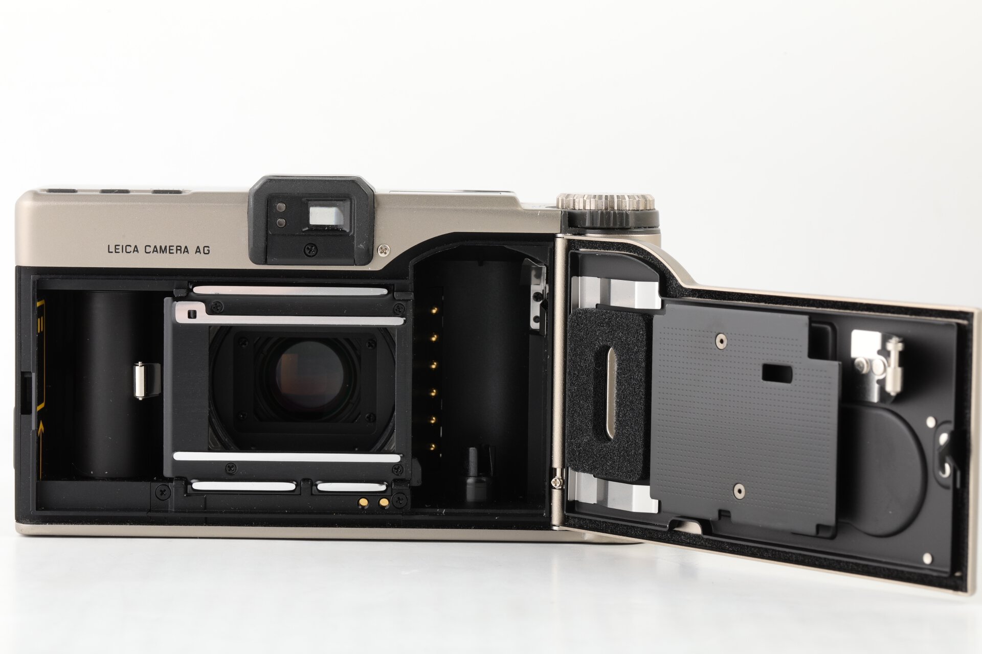 Leica Minilux Summarit 2,4/40mm 18006