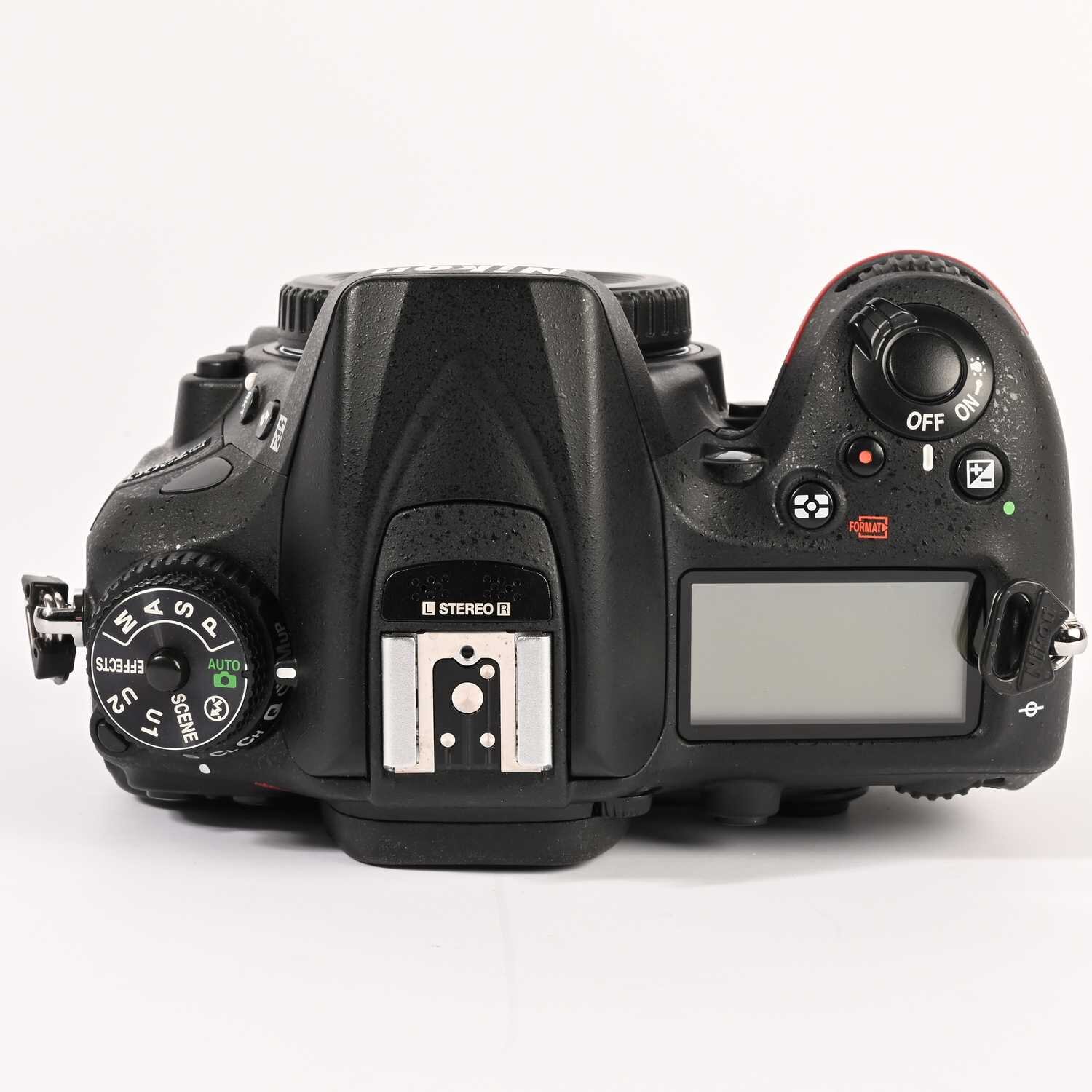 Nikon D7200 3200 Auslösungen 18-140mm f3.5-5.  Nikon SB-910