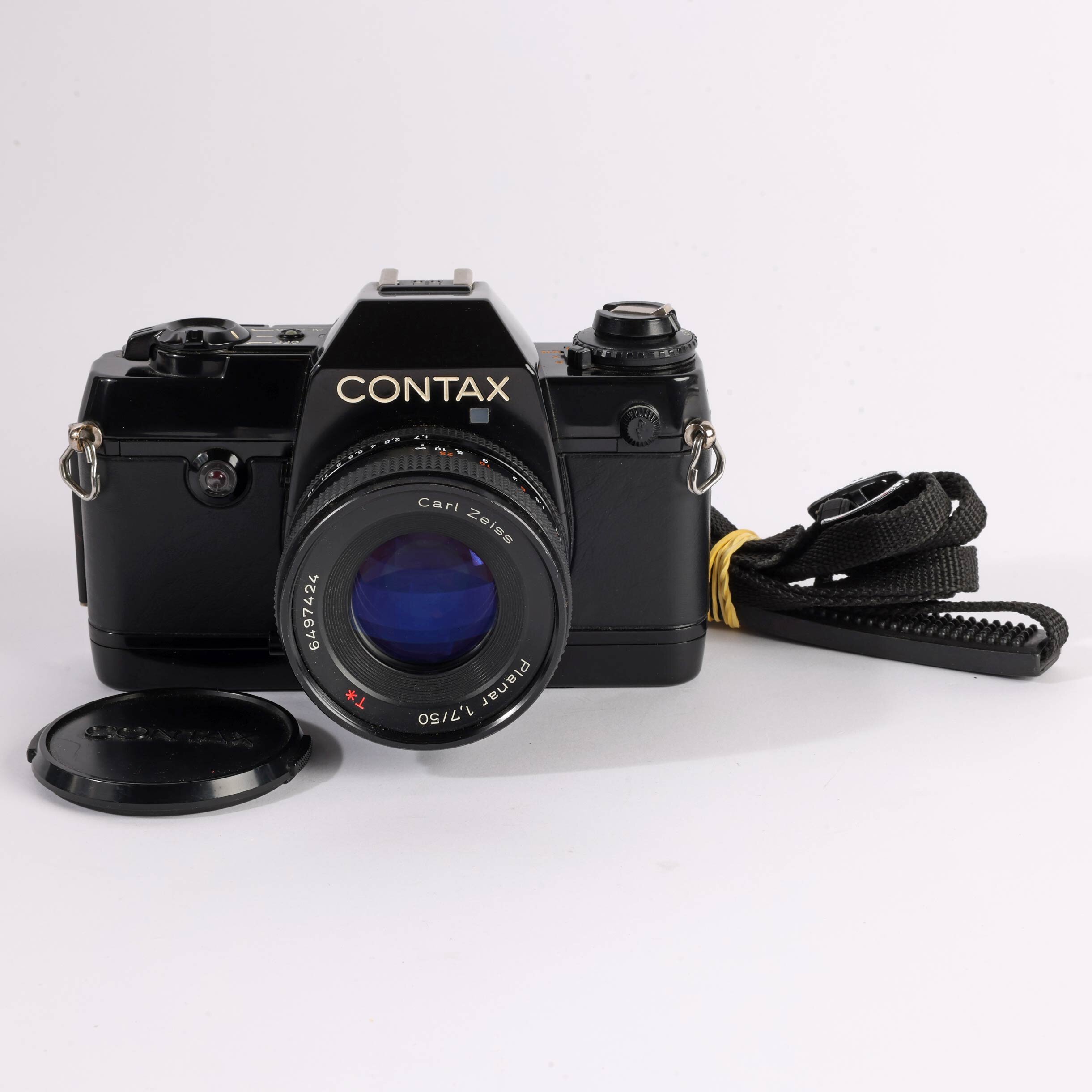 Contax 137 MD Quartz +Carl Zeiss Planar 1,7/50mm
