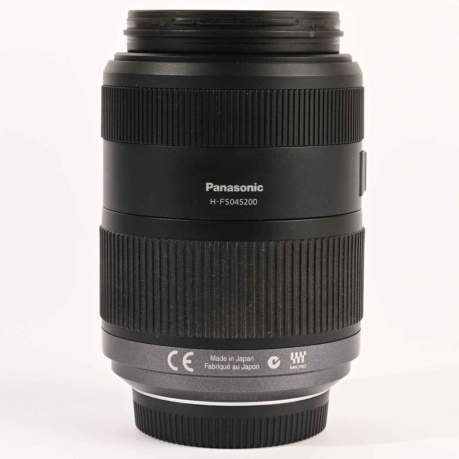 Panasonic Lumix G Vario 45-200 mm F/4.0-5.6 Mega O.I.S.
