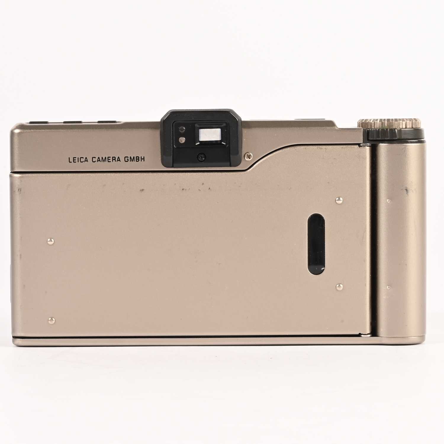 Leica Minilux Summarit 2,4/40mm
