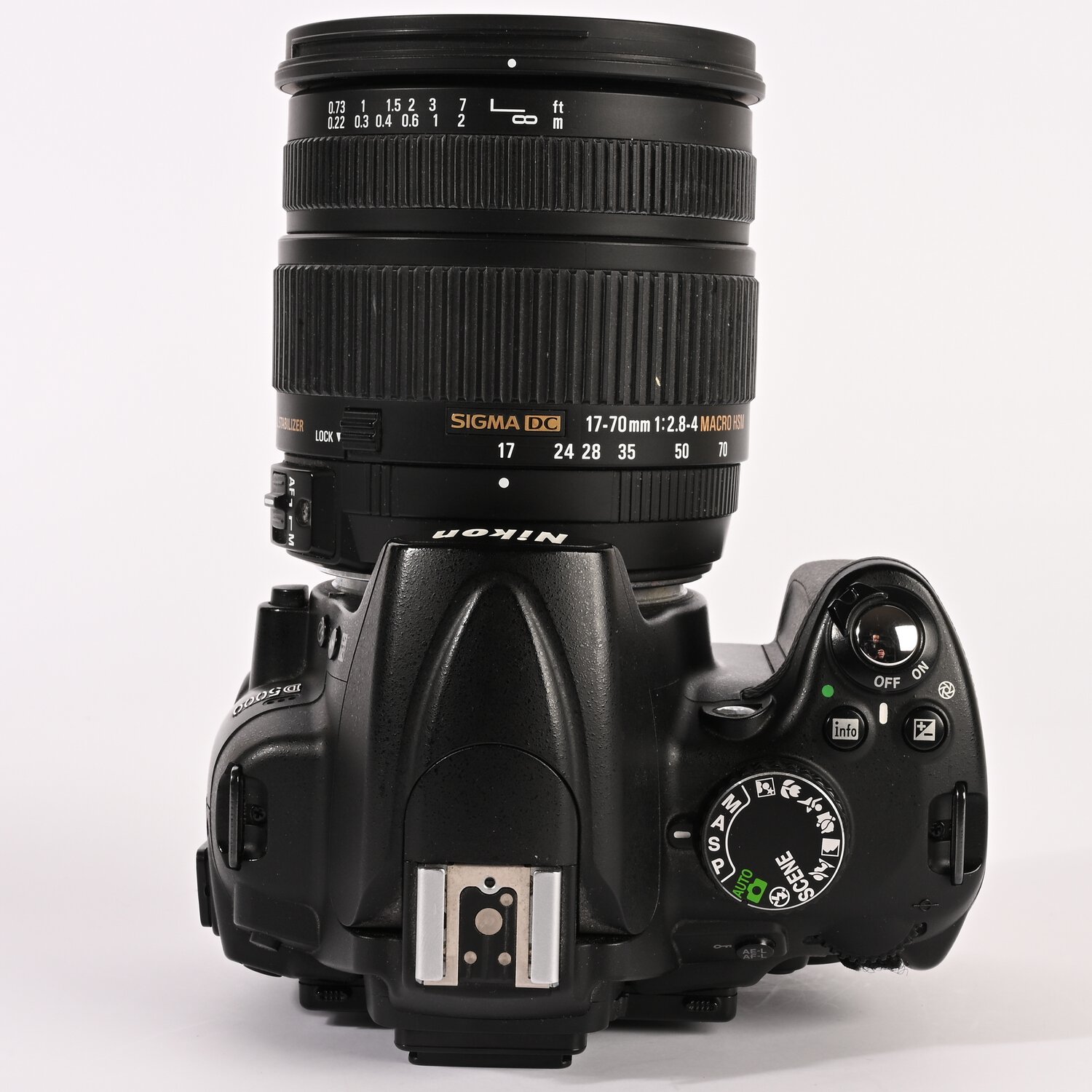 Nikon D5000 Geh. mit Sigma 2,8-4/ 17-70mm HSM Macro