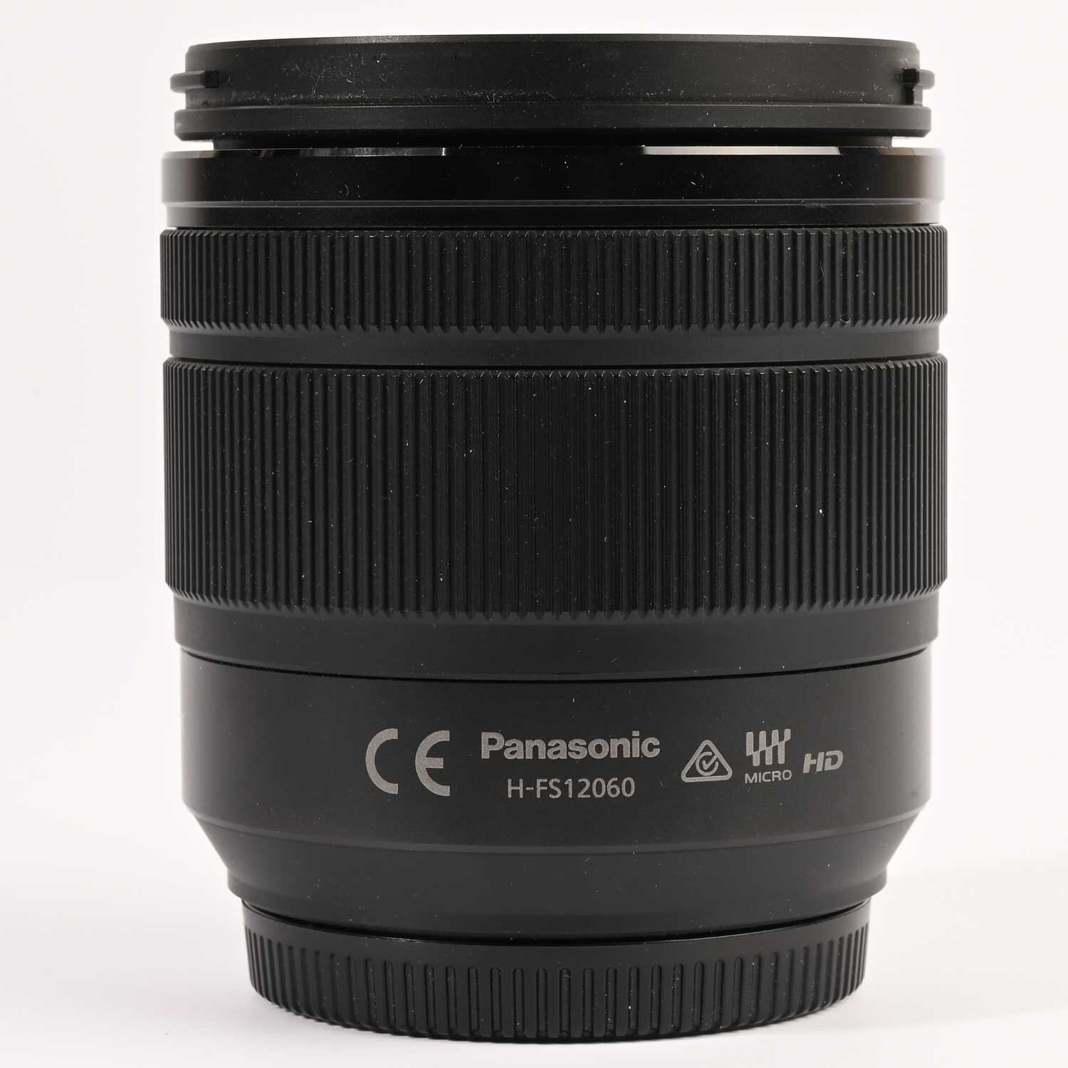 Panasonic Lumix G Vario 12-60mm f/3.5-5.6 Power O.I.S. Objektiv für MFT