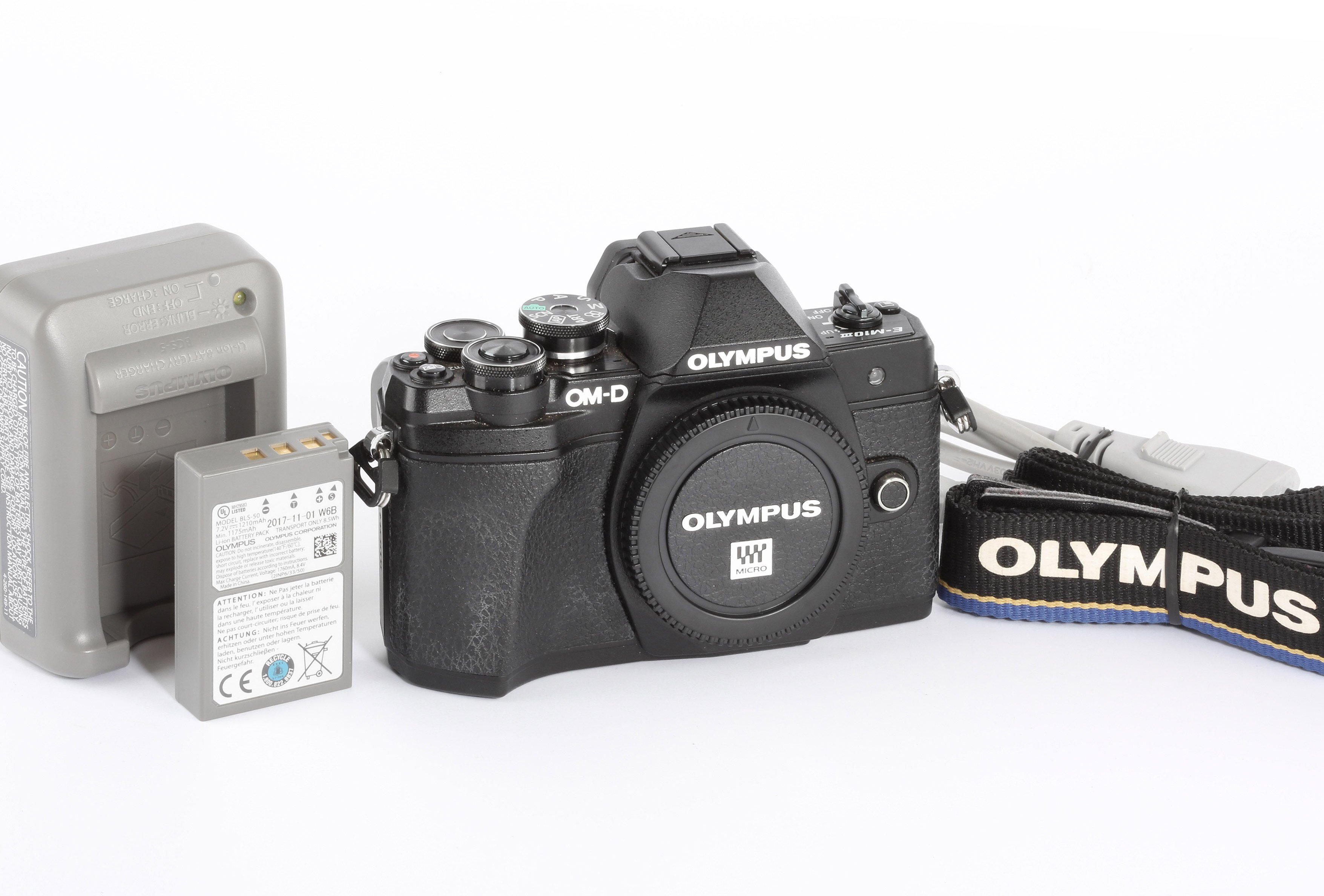 Olympus OM-D E-M10 III