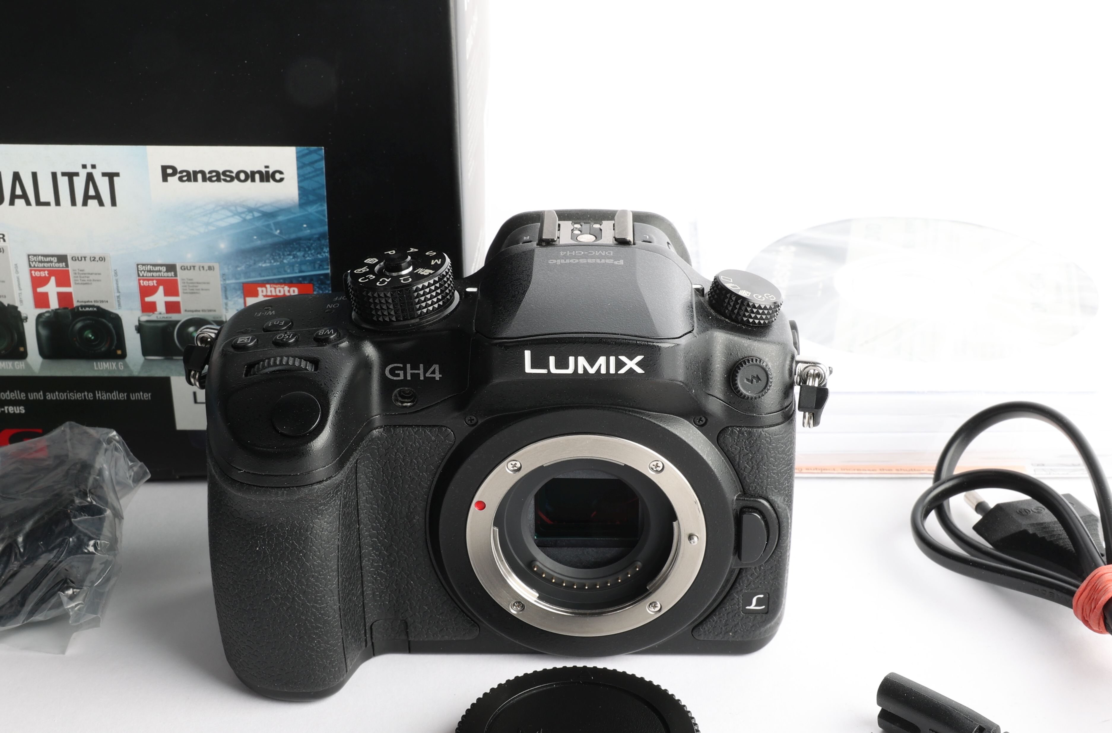 Panasonic Lumix DMC-GH4