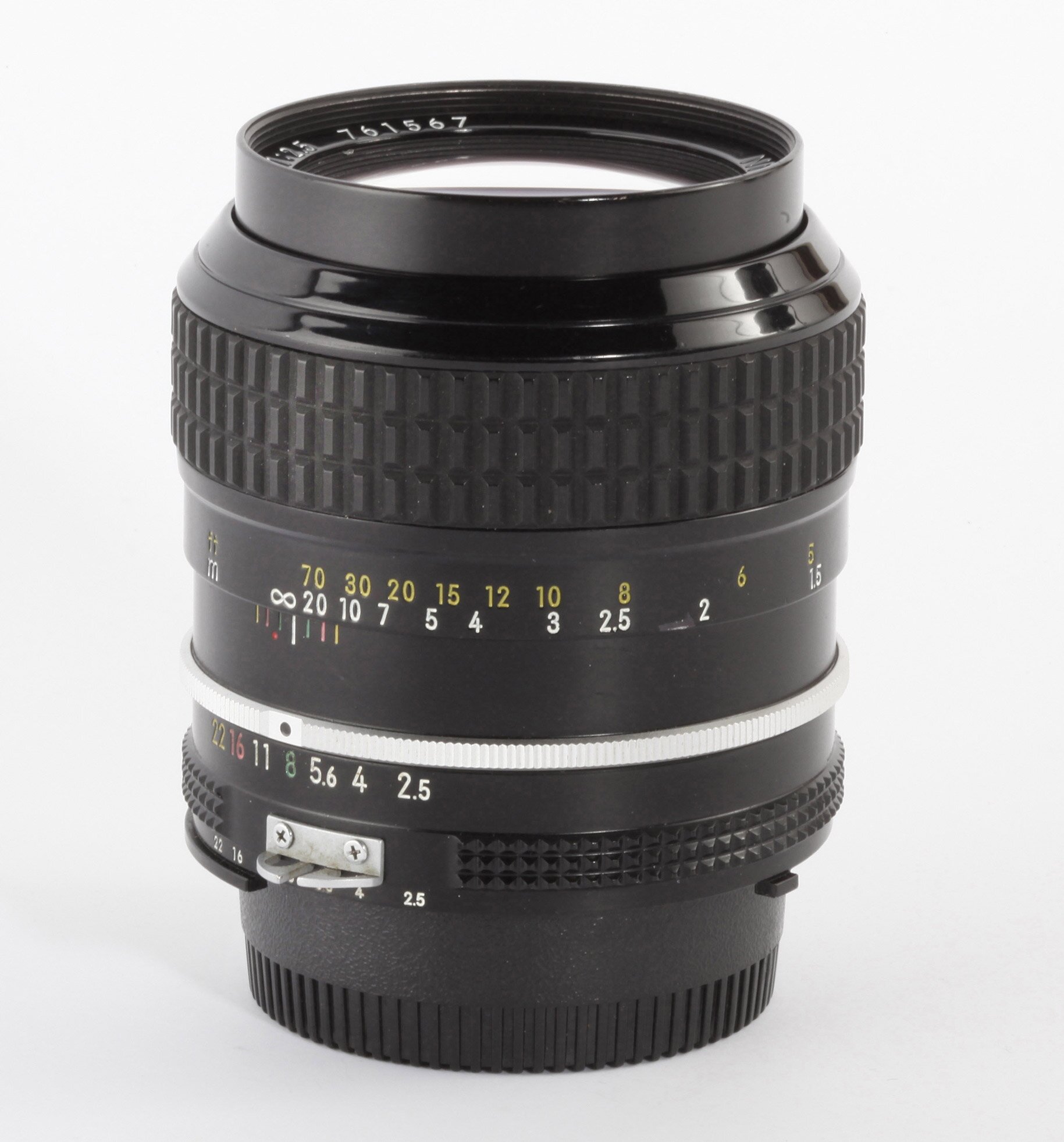 Nikon MF Nikkor 105mm 2.5 AIS analoges manuelles Objektiv