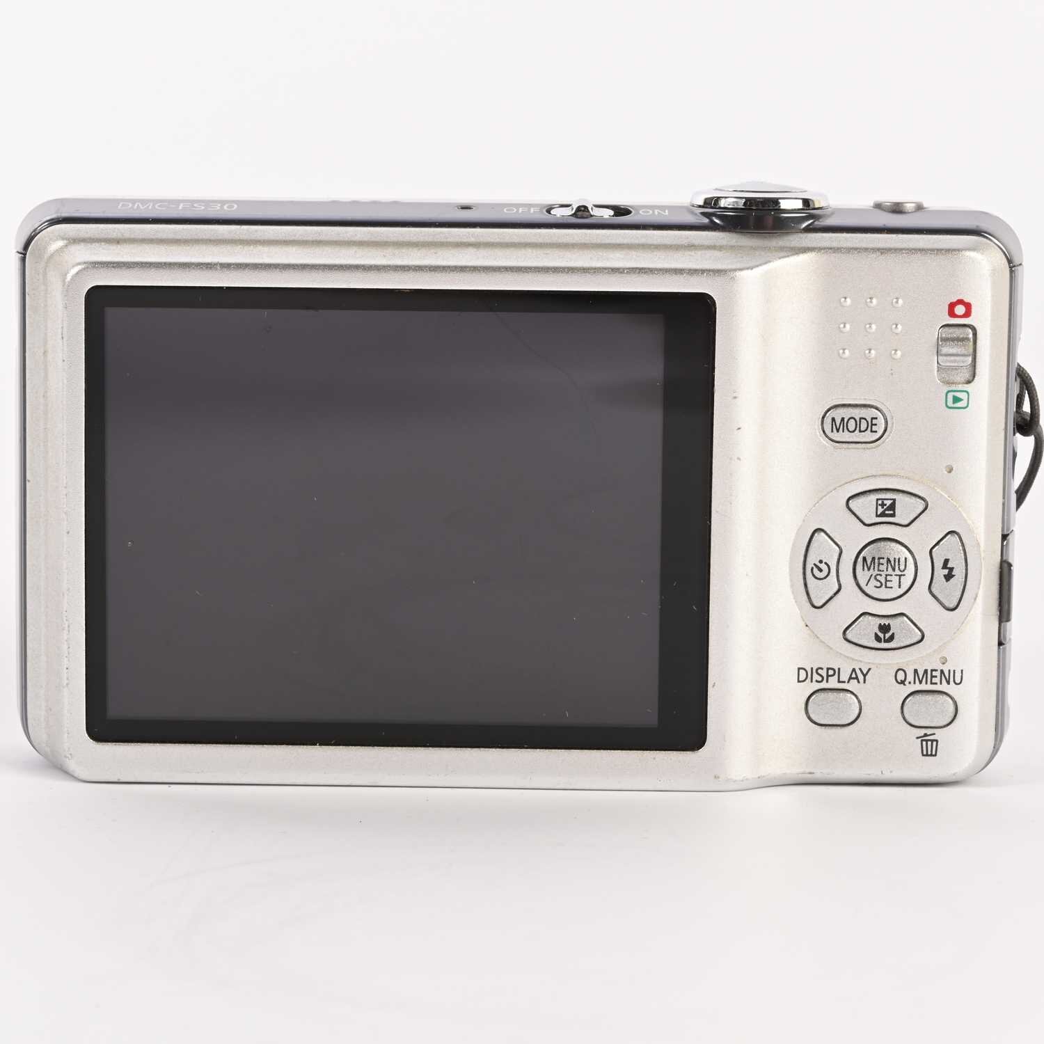 Panasonic LUMIX DMC-FS30 14,1MP Kompakt Digitalkamera