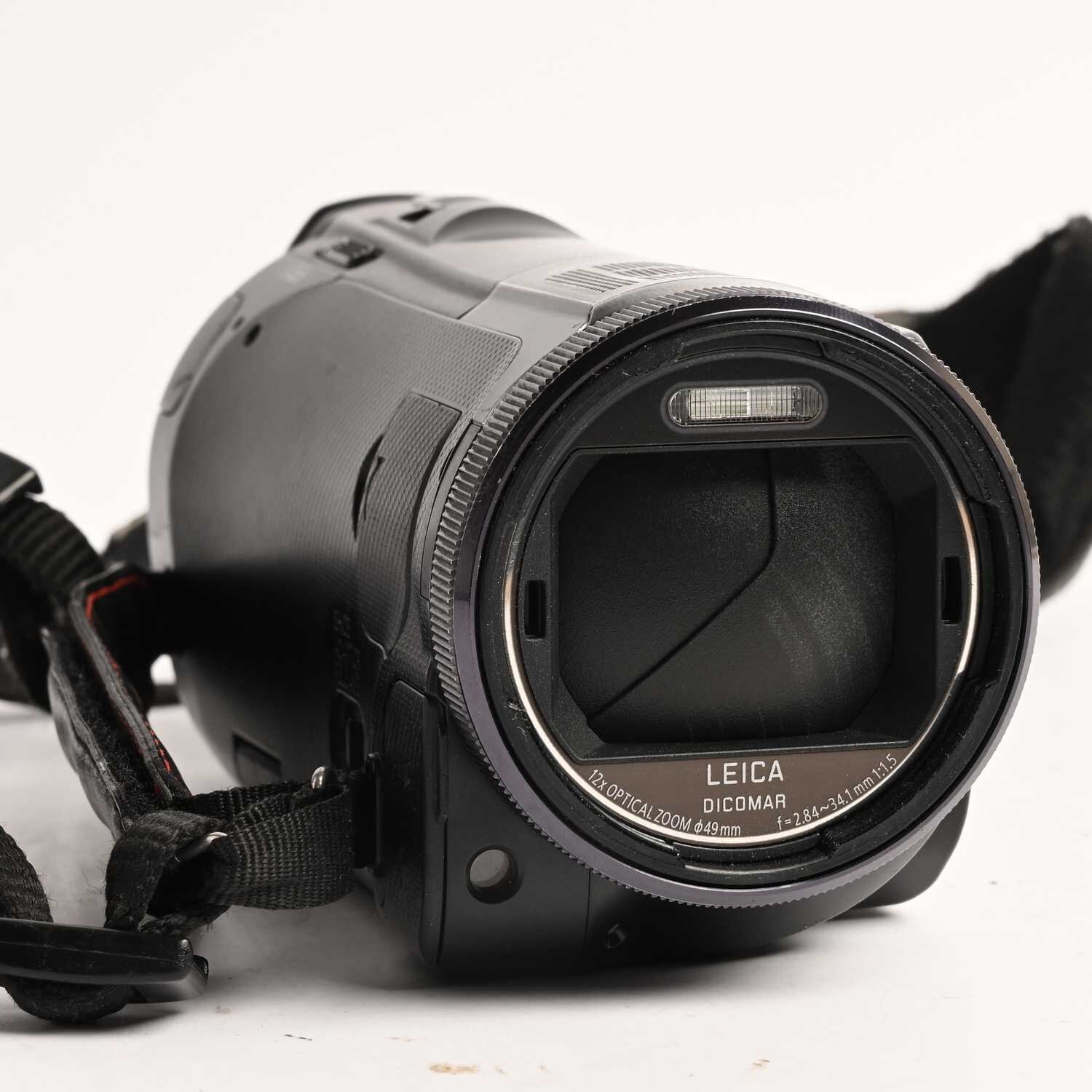 Panasonic HC-X929 Full HD Camcorder