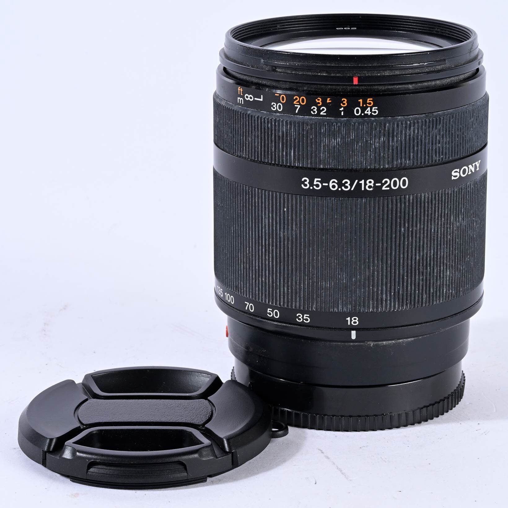Sony DT 3,5-6,3/18-200mm für Sony a-mount