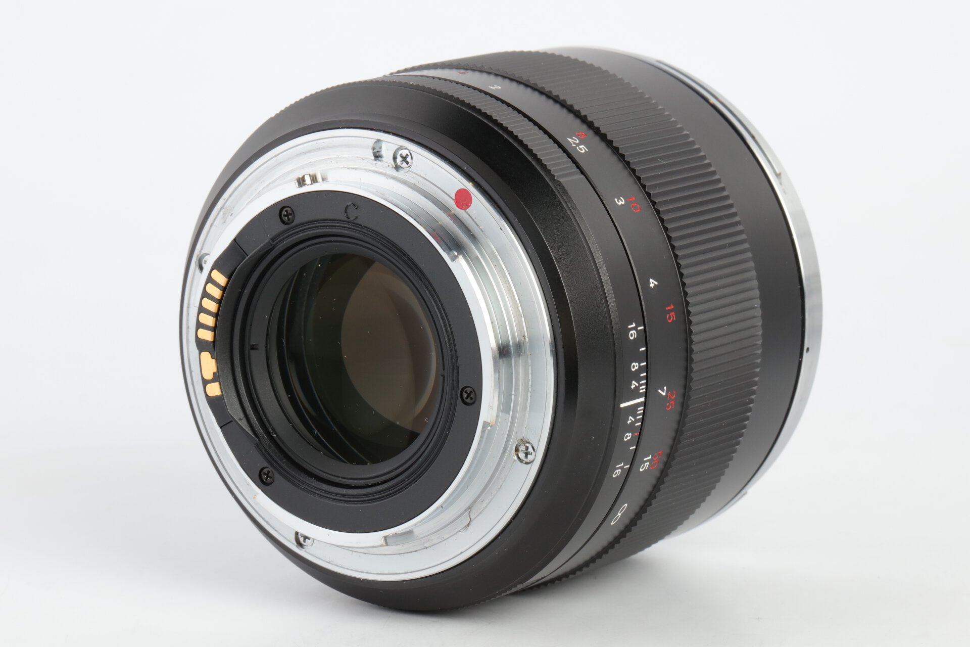 Carl Zeiss 1,4/85mm ZE T* Planar für Canon EF