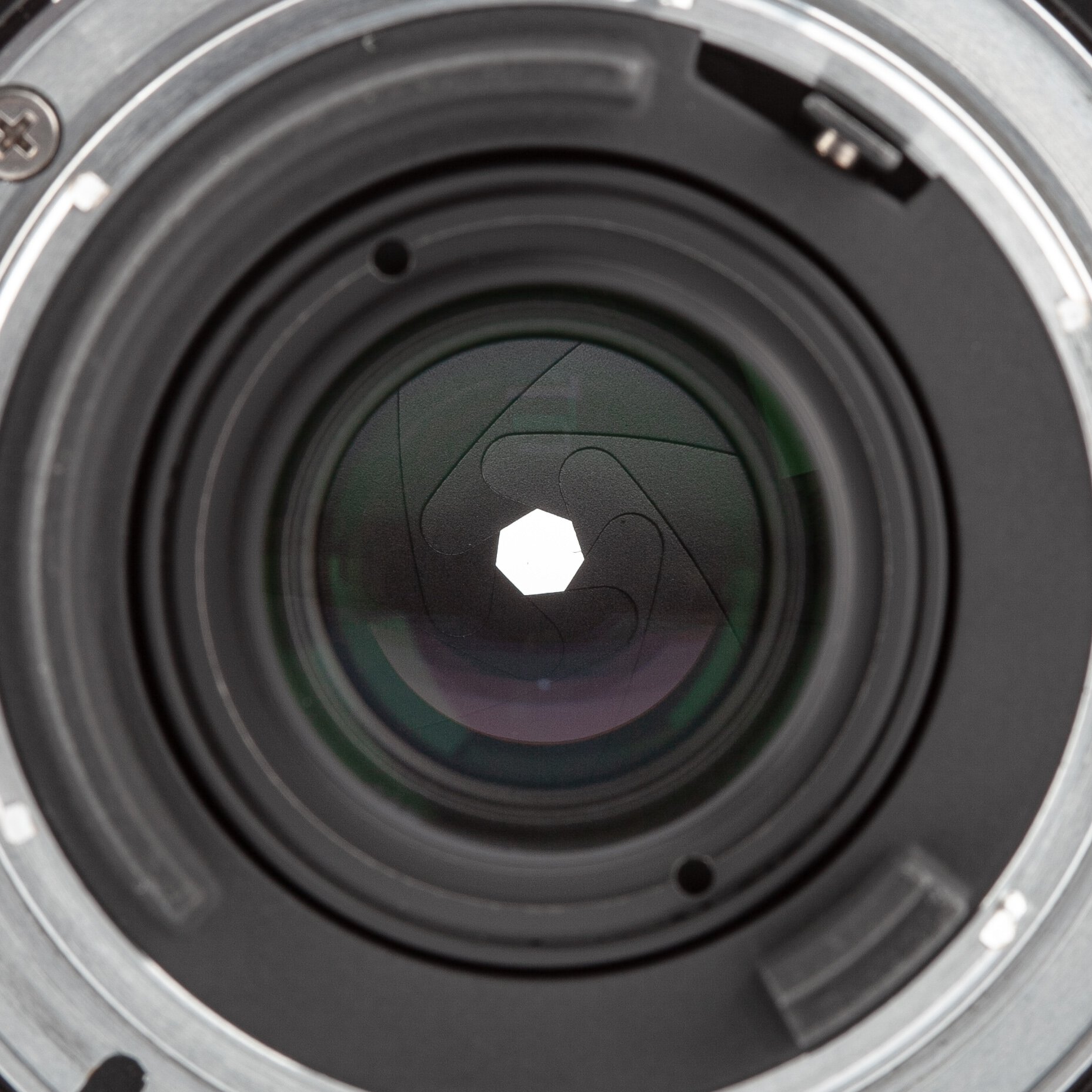 Nikon AI Nikkor 24mm F2.8