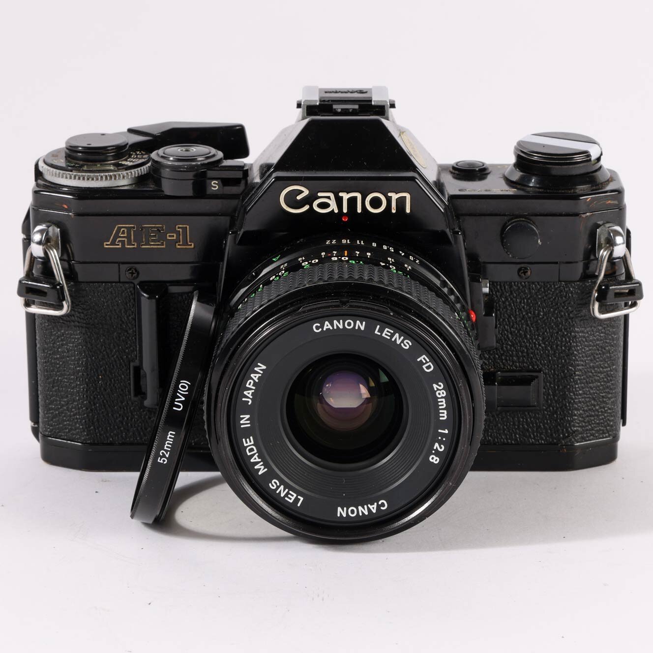 Canon AE-1 Canon Lens FD 28mm f/2,8 Canon Lens FD
