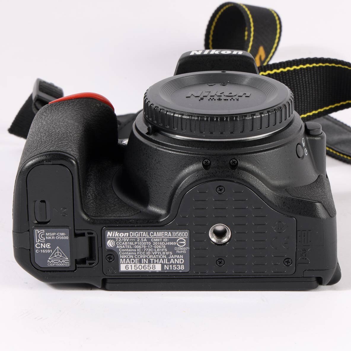Nikon D5600 24 MP DSLR 2 5600 Auslösungen