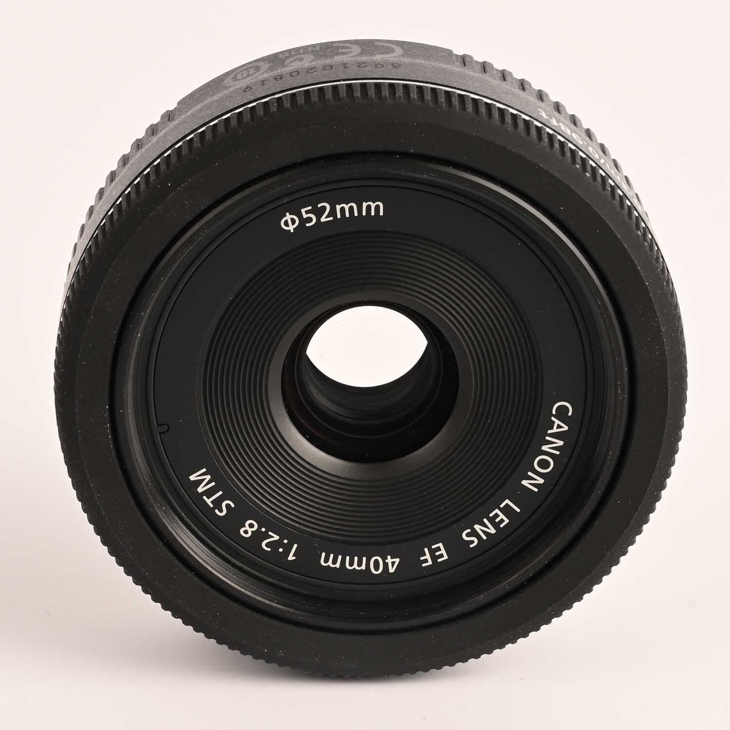Canon EF 40mm f2.8 STM