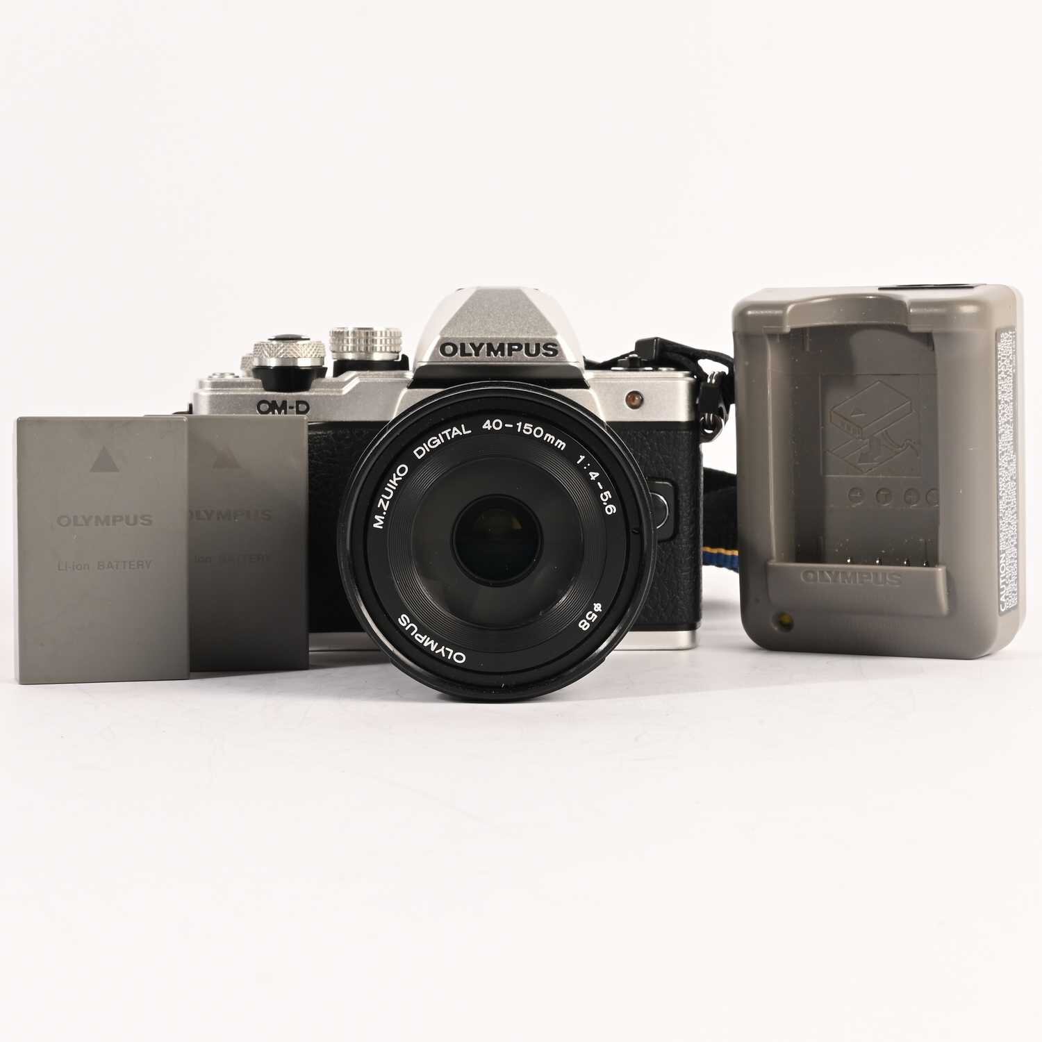 Olympus OM-D E-M10 Mark II Silber MFT 40-150/4-5,6 R