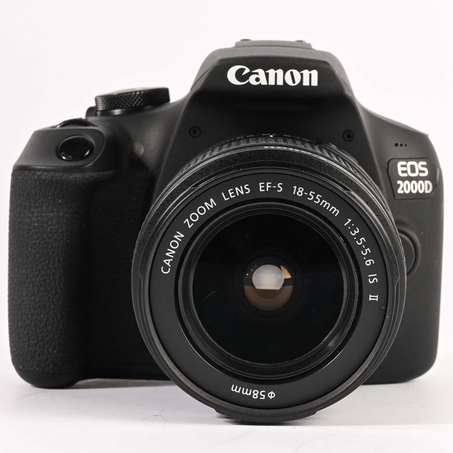 Canon EOS 2000D mit EFS 3,5-5,6IS II SLR Kamera