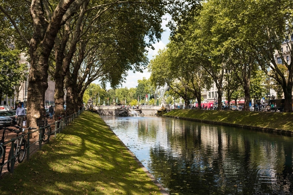 Voigtländer 35mm 1:1,4 Nokton Classic schwarz für Sony E-Mount Voigtländer 35mm 1:1,4 Nokton Classic schwarz für Sony E-Mount