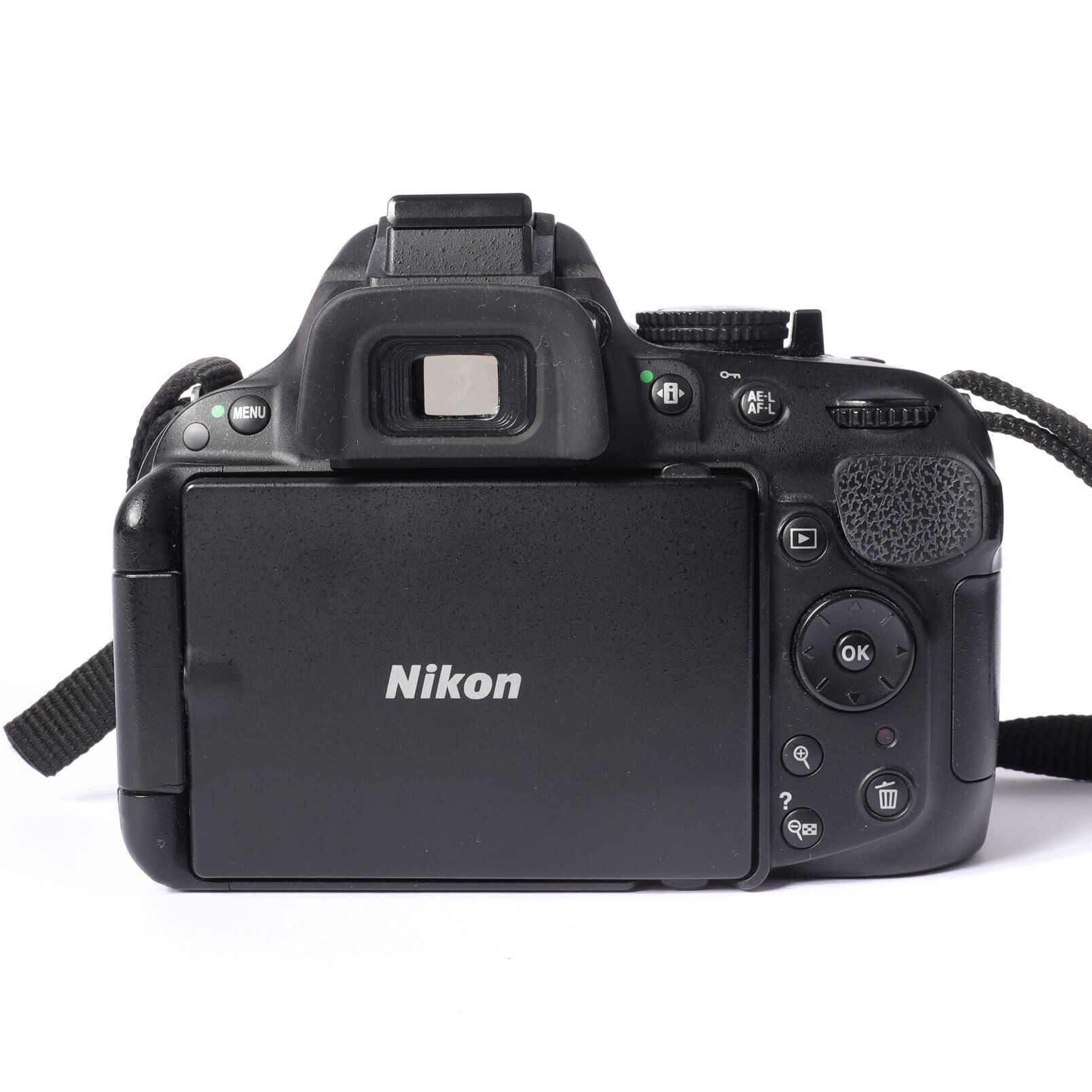 Nikon D5200 Gehäuse ca 26500 Auslösungen