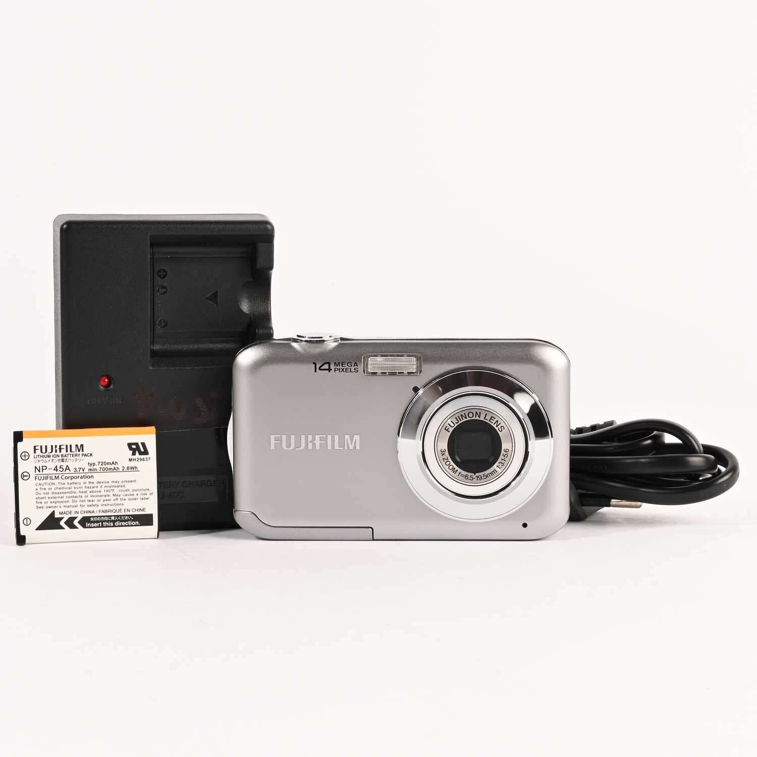 Fujifilm Finepix JV200 Digitalkamera Schwarz Digicam 14 MP Kompakt