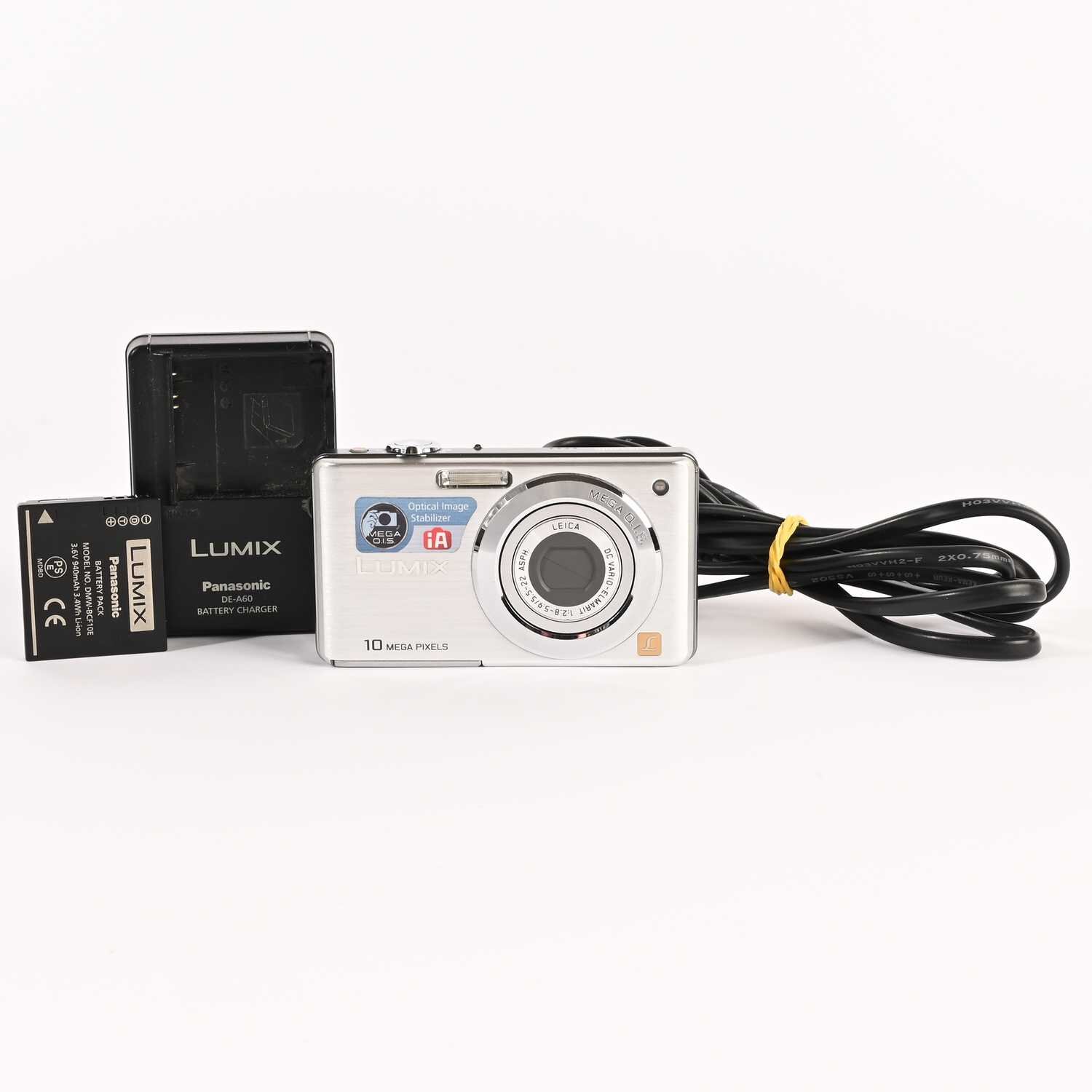 Panasonic Lumix DMC-FS7 Digitalkamera 10MP Schwarz Leica 5,5-22/2,8-5,9 ASPH.